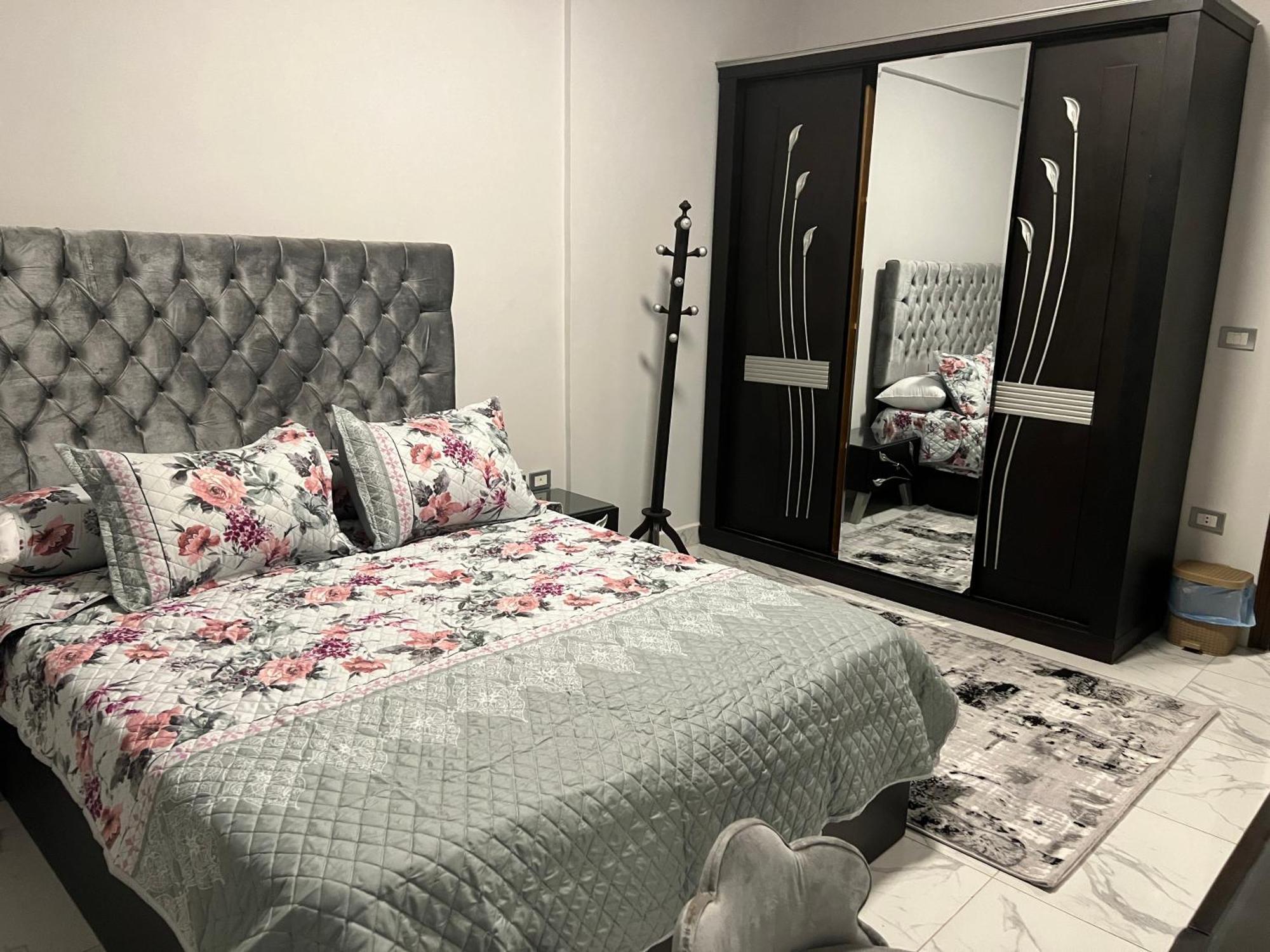 Luxury Apartments Beside Mall Of Arabia And Dar Al-Fouad Hospital - Families Only- No Alcoholic Beverages 6th of October City Exterior foto