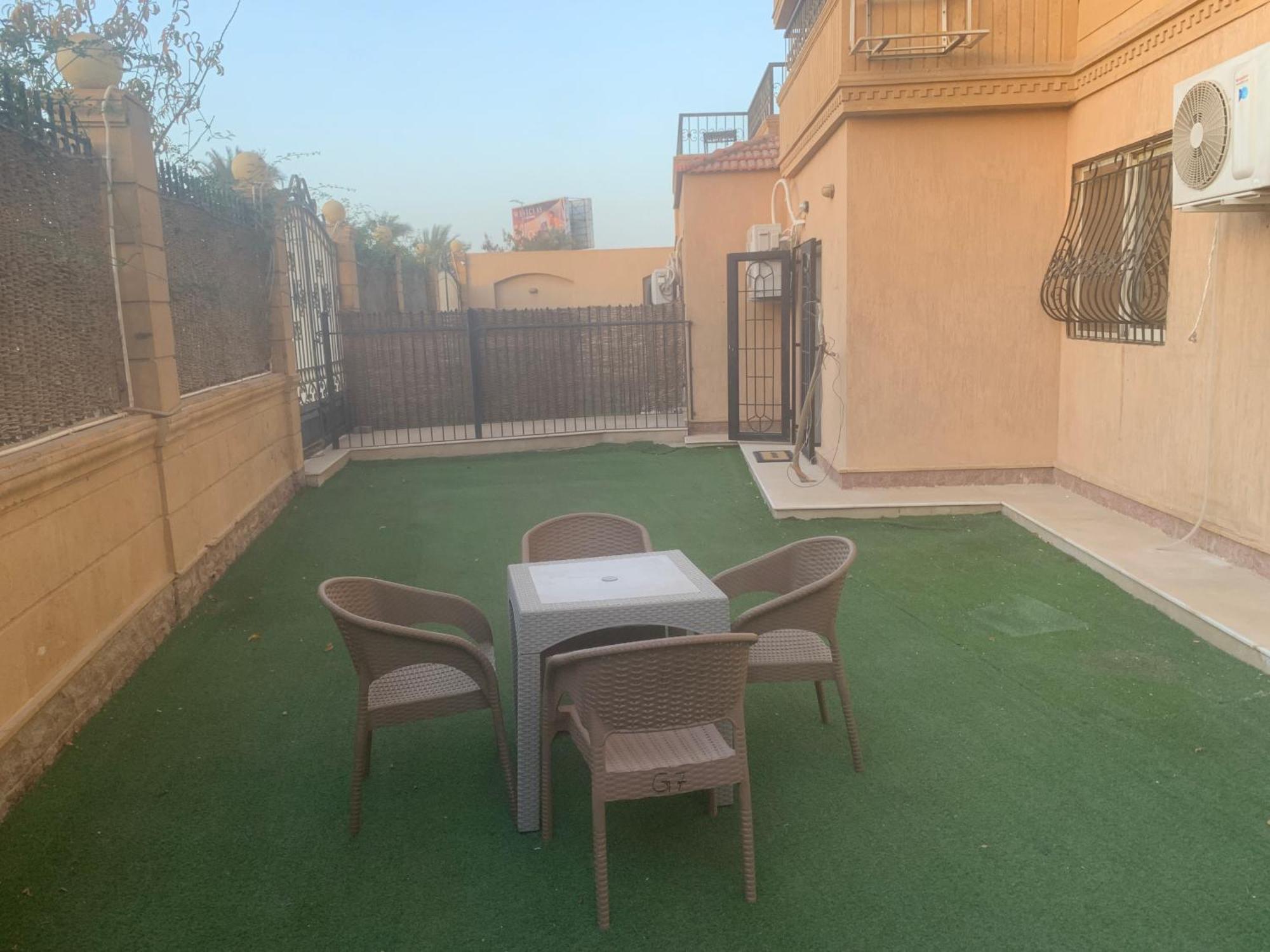 Luxury Apartments Beside Mall Of Arabia And Dar Al-Fouad Hospital - Families Only- No Alcoholic Beverages 6th of October City Exterior foto